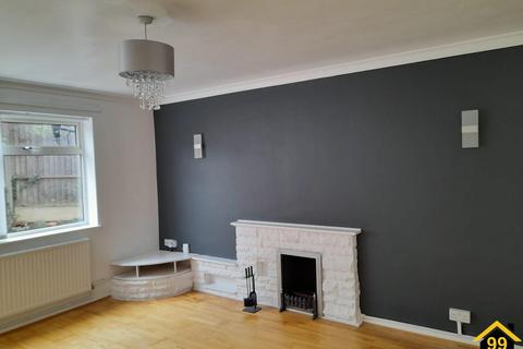 undefined, Halpin Close, Reading, Berkshire, RG31