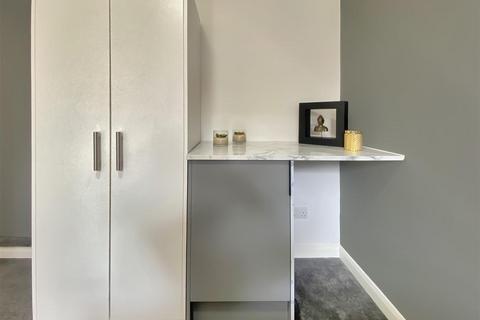 undefined, Room 5, Military Road, CO1 2AD