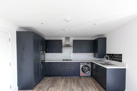 2 bedroom apartment to rent, Aspen Drive, Bristol BS10