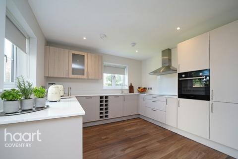 4 bedroom detached house for sale, Bishopton Lane, Stratford Upon Avon
