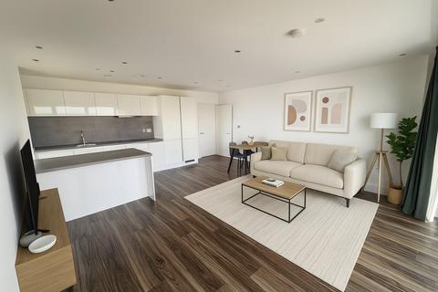 3 bedroom flat for sale, Whitewater House, Cardiff Bay CF11