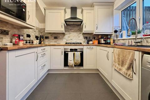 3 bedroom semi-detached house for sale, Mitchells Avenue, Wombwell, Barnsley