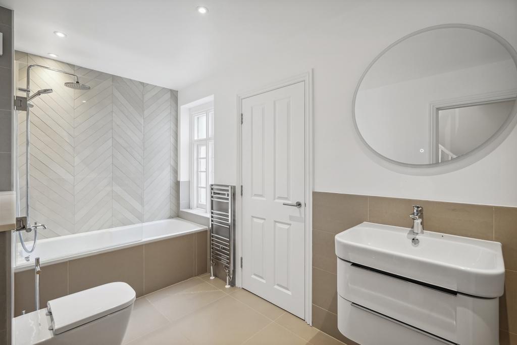 109 A Kings Rd, (3)