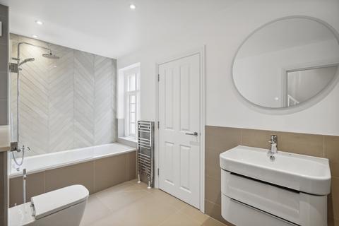 2 bedroom apartment to rent, Kings Road, Chelsea, SW3