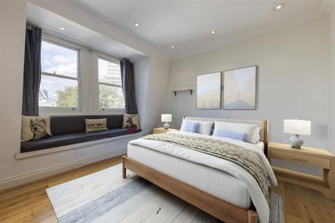3 bedroom flat to rent, Courtfield Road London SW7