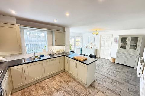 4 bedroom detached house for sale, Murray Park, Stanley DH9