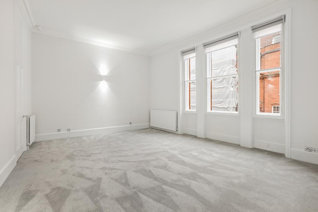 JLL Flat 1 57 Ege...