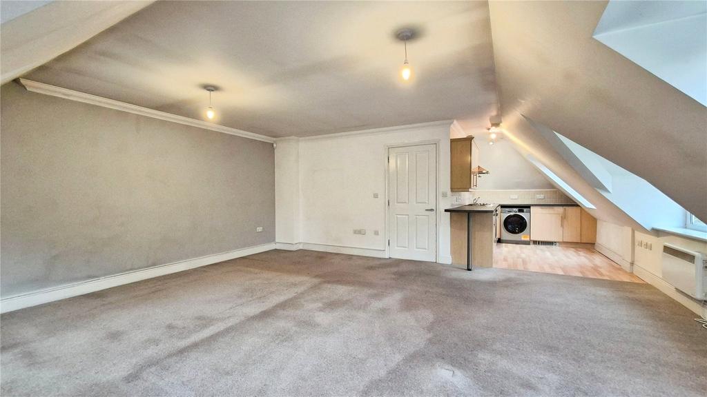 Reception/Kitchen