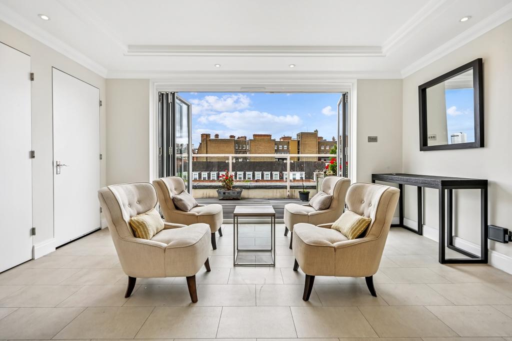 Penthouse C Montr...