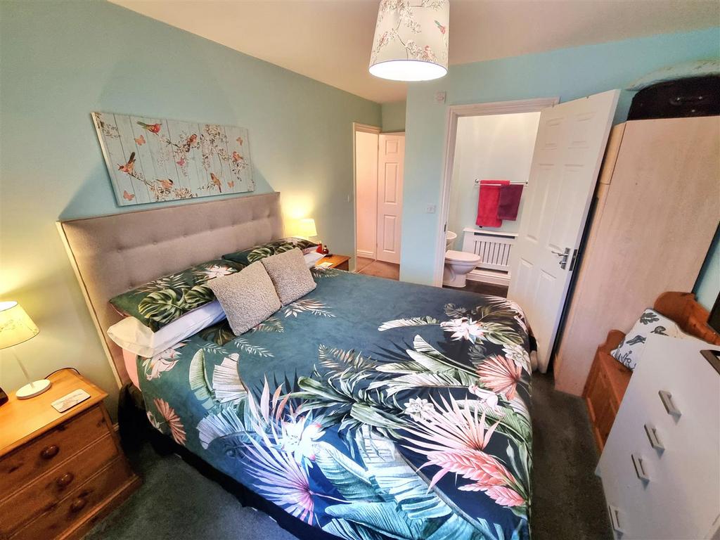 Bed 1.1.jpg
