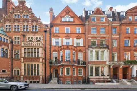 3 bedroom flat to rent, Cadogan Square, Knightsbridge, SW1X