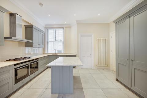 4 bedroom apartment to rent, Egerton Gardens, Knightsbridge, SW3