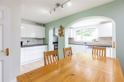 undefined, Gwyns Piece, Lambourn, Hungerford, Berkshire, RG17