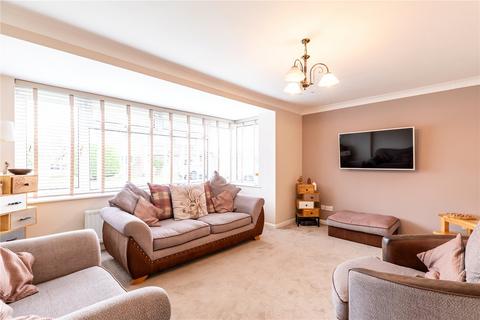 undefined, Gwyns Piece, Lambourn, Hungerford, Berkshire, RG17