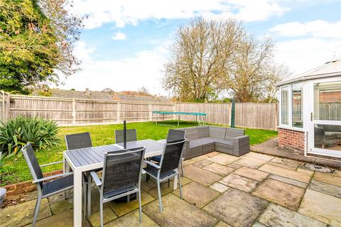 undefined, Gwyns Piece, Lambourn, Hungerford, Berkshire, RG17