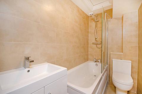 1 bedroom flat to rent, Rye Lane, Peckham Rye, London, SE15