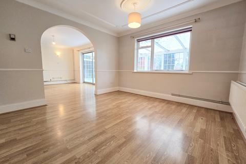 5 bedroom detached house for sale, Silvertree Close, Hockley, Essex