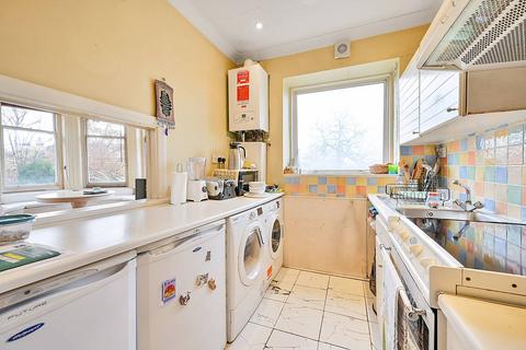 2 bedroom flat for sale, Montpelier Road, Ealing, London, W5