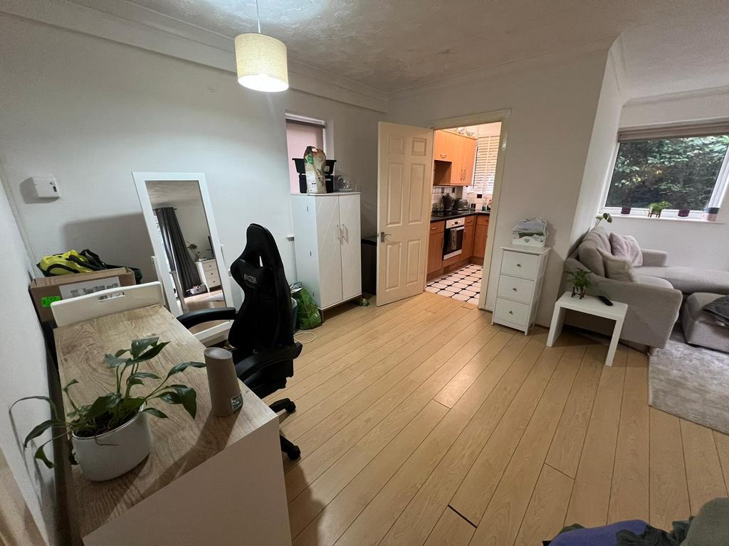 2nd living room