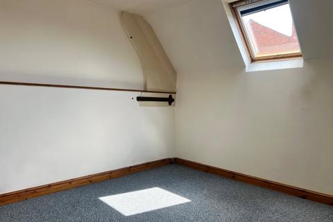 2 bedroom end of terrace house to rent, St Augustines Mews, Newton Street, Newark, Notts, NG24