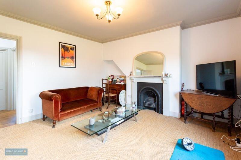 Lounge 2