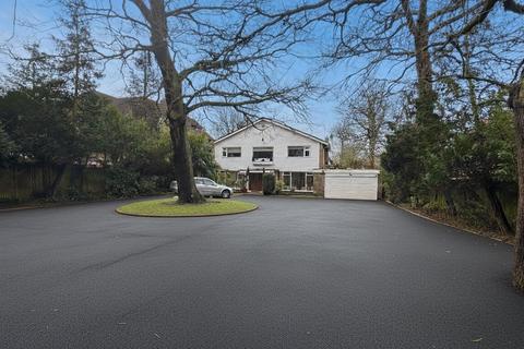 5 bedroom detached house for sale, Cockfosters Road, Hadley Wood, EN4
