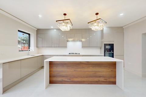5 bedroom semi-detached house for sale, Harrow, Greater London HA2