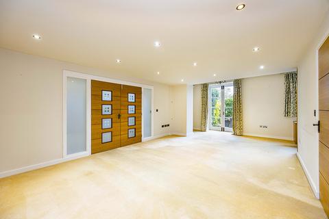undefined, Manor Walk, Epperstone NG14