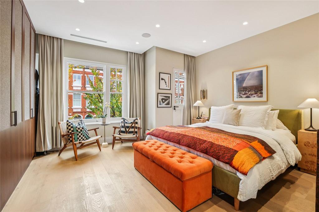Principal Bedroom