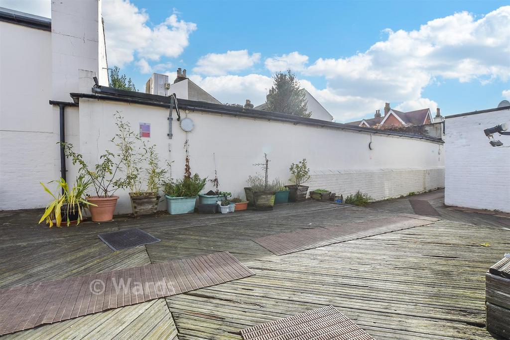 Patio / Decking