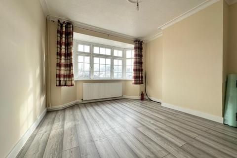 undefined, Great South West Road, Hounslow TW4