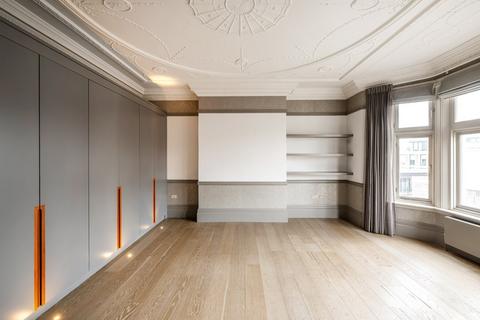 4 bedroom apartment to rent, Old Court House