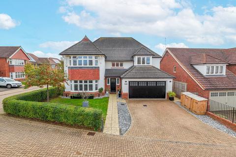 4 bedroom detached house for sale, Manor Road, Barton Seagrave NN15