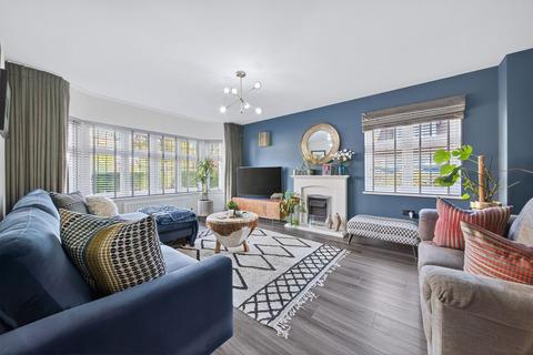 4 bedroom detached house for sale, Manor Road, Barton Seagrave NN15