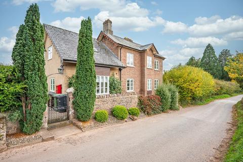 4 bedroom cottage for sale, Llangarron, Ross-on-Wye, Herefordshire (with annexe)