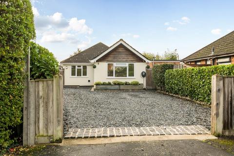 undefined, Chobham,  Surrey,  GU24