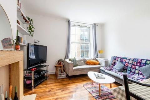 4 bedroom flat to rent, Pembury Road, London E5
