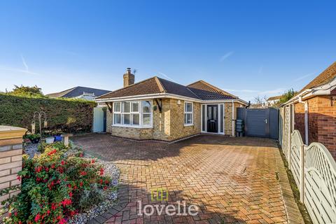 3 bedroom bungalow for sale, Cumberland Road, Cleethorpes DN35