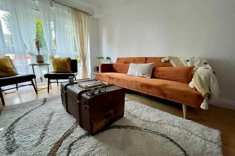 2 bedroom flat to rent, Grange Road, Ealing