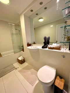2 bedroom flat to rent, Grange Road, Ealing