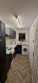 3 bedroom flat to rent, Upper Clapton, London