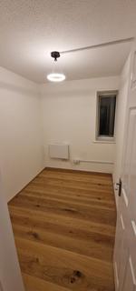 3 bedroom flat to rent, Upper Clapton, London