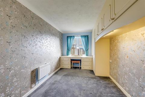 2 bedroom retirement property for sale, Homesteyne House, Broadwater, Worthing, BN14 8AJ