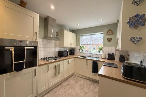 undefined, Tewkesbury GL20