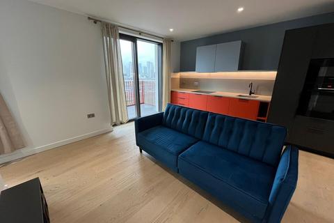 1 bedroom apartment to rent, Peninsula Square, London SE10