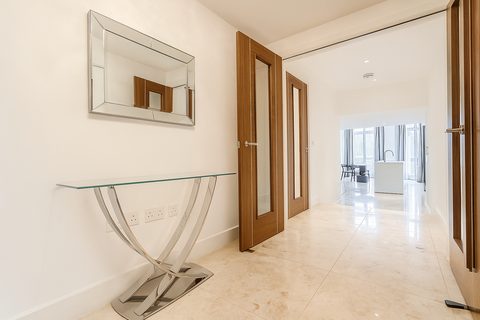 4 bedroom apartment to rent, Hyde Park Gate, London SW7
