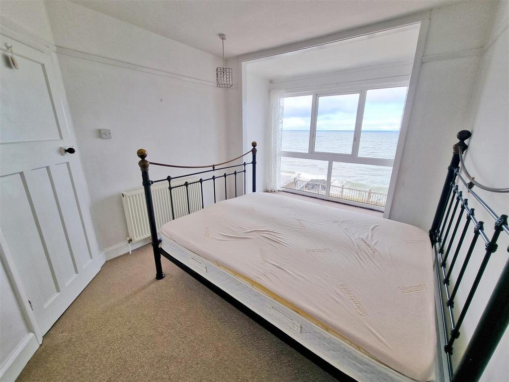 Bedroom 3.jpg