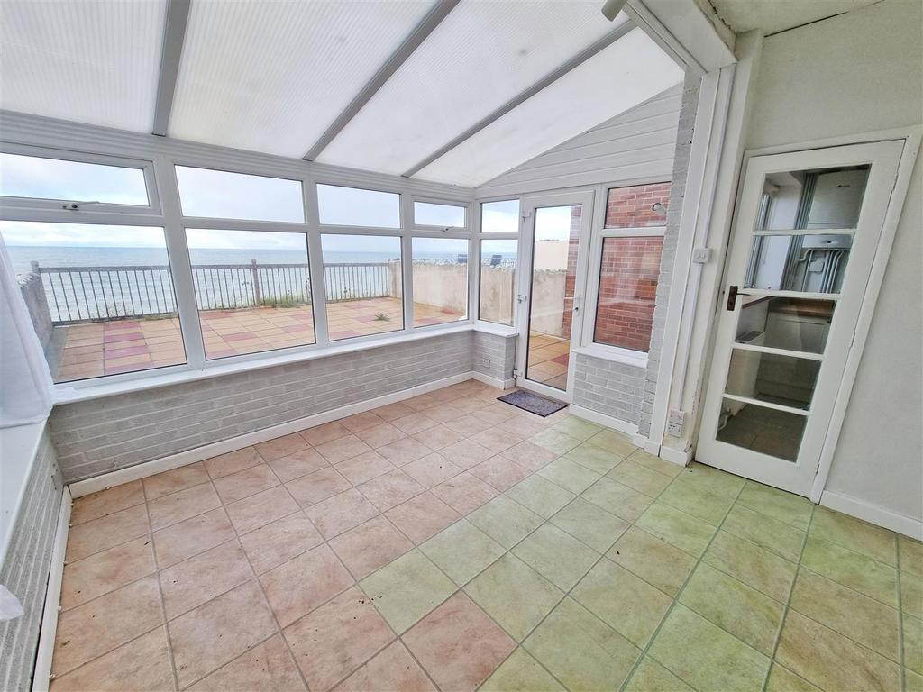 Garden Room.jpg