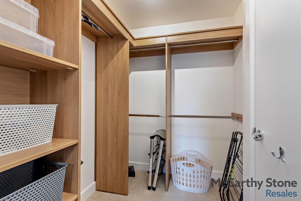 8670447-interior08-800.jpg