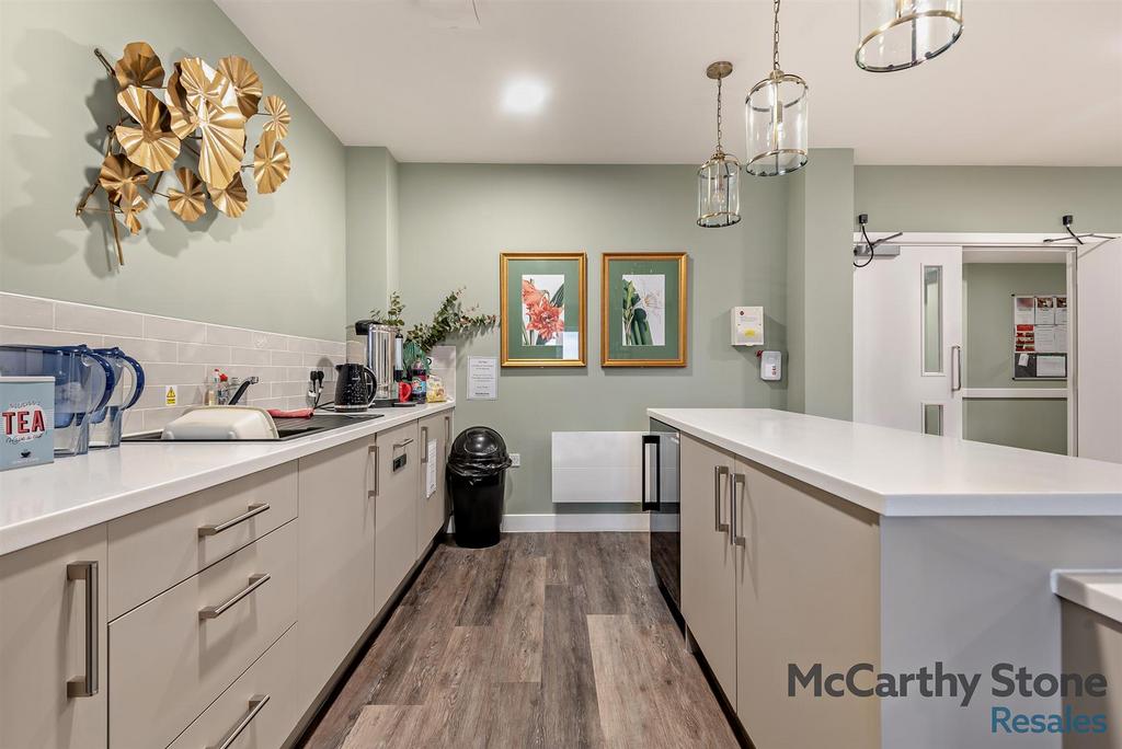 8670447-interior17-800.jpg
